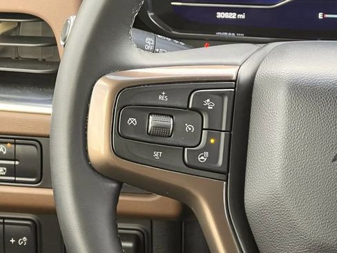 Used 2023 Chevrolet Tahoe High Country image 13