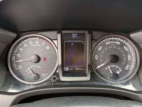 Used 2017 Toyota Tacoma TRD Pro AWD/4WD image 23