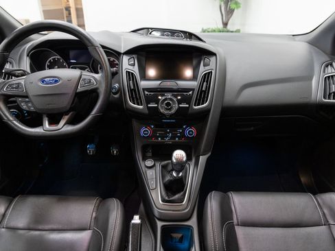 Used 2016 Ford Focus ST w/ Equipment Group 402A FWD image 5