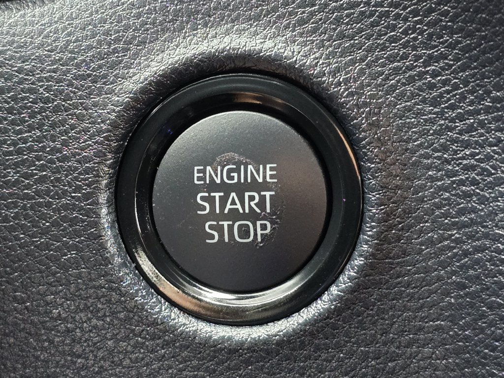 Used 2026 Toyota Tundra SR5 w/ SR5 Convenience Package AWD/4WD image 31
