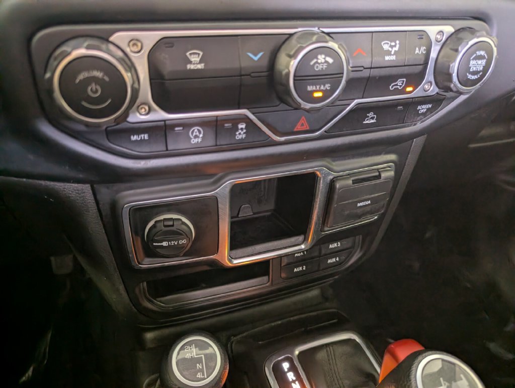 Used 2022 Jeep Wrangler Sport AWD/4WD image 20