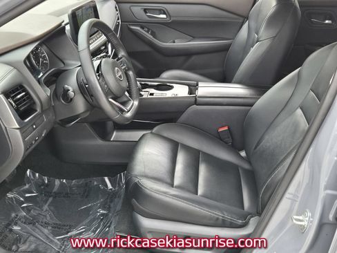 Used 2023 Nissan Rogue SL w/ SL Premium Package FWD image 10
