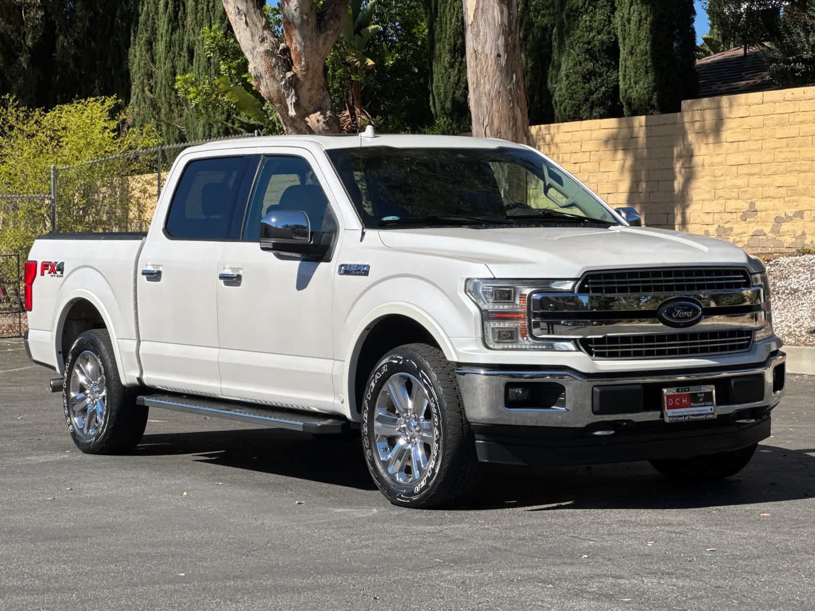 Used 2018 Ford F150 Lariat w/ Equipment Group 502A Luxury AWD/4WD image 9