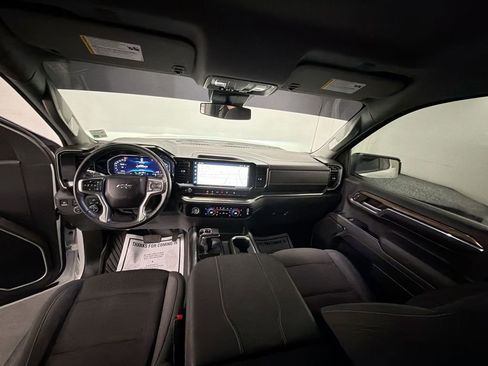 Certified 2024 Chevrolet Silverado 1500 RST AWD/4WD image 20