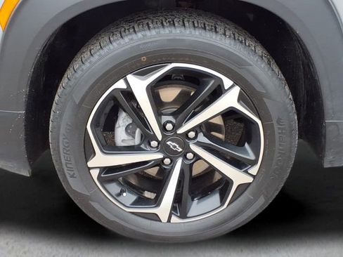 Used 2023 Chevrolet TrailBlazer RS w/ Convenience Package FWD image 10