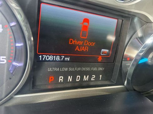 Used 2015 Ford F250 Platinum w/ FX4 Off-Road Package image 16