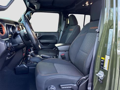 Used 2022 Jeep Gladiator Mojave w/ Cold Weather Group image 25