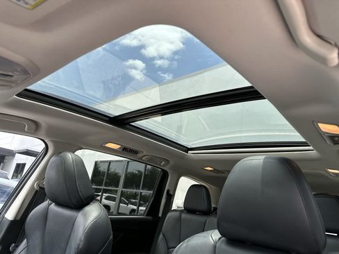 Used 2019 Subaru Ascent Limited AWD/4WD image 28