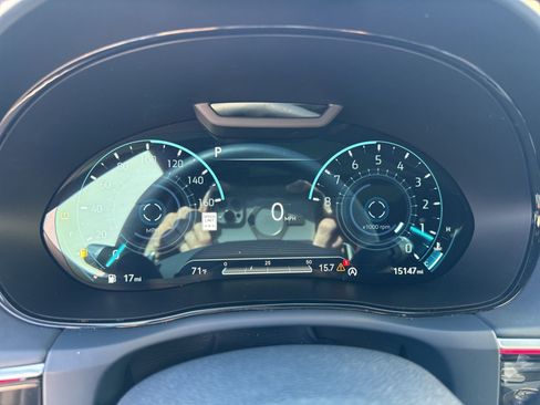 Used 2024 Genesis GV70 2.5T w/ Sport Prestige Package image 33