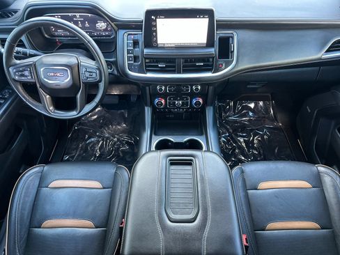 Used 2023 GMC Yukon AT4 w/ Technology Package AWD/4WD image 14