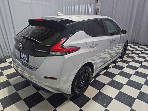 Used 2018 Nissan Leaf S w/ S Charge Package image 9