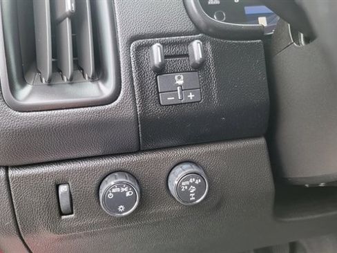 Used 2020 Chevrolet Colorado ZR2 image 24