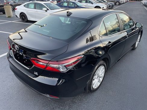 Certified 2023 Toyota Camry LE image 5