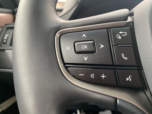 Certified 2025 Lexus ES 350 w/ Premium Package image 19