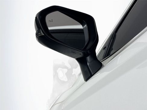Certified 2023 Toyota Camry SE w/ Convenience Package FWD image 5