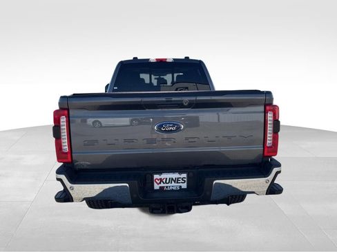 Used 2023 Ford F250 Lariat w/ Tow Technology Package AWD/4WD image 7