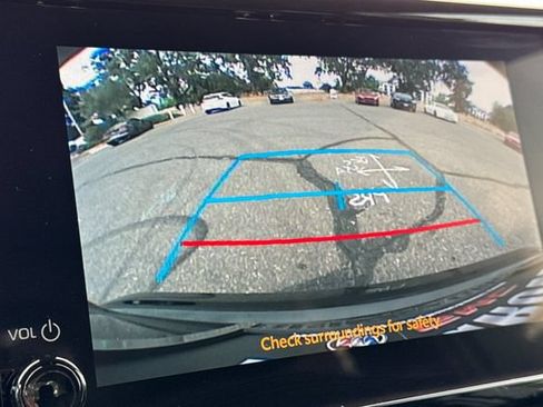 Used 2024 Toyota Corolla LE FWD image 27