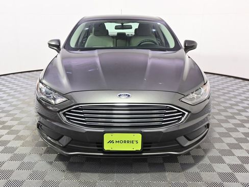 Used 2017 Ford Fusion SE image 10