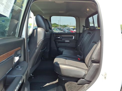 Used 2016 RAM 1500 Laramie w/ Convenience Group AWD/4WD image 11
