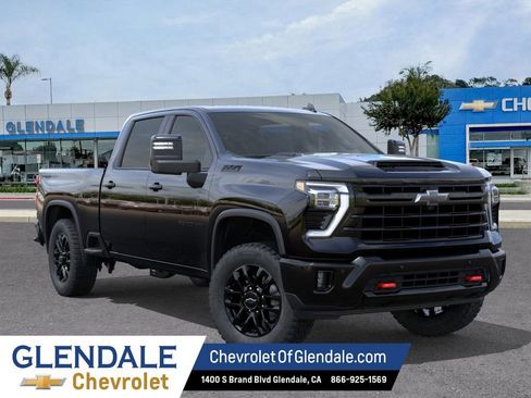 New 2026 Chevrolet Silverado 2500 LTZ w/ LTZ Plus Package AWD/4WD image 7