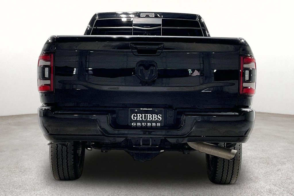 Used 2024 RAM 2500 Laramie w/ Night Edition AWD/4WD image 5