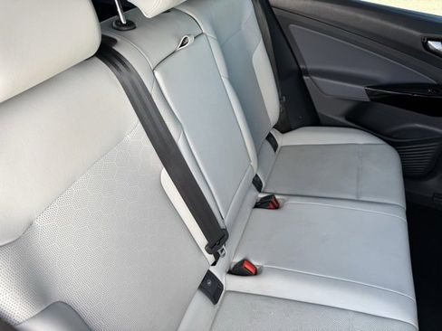 Used 2021 Volkswagen ID.4 Pro S image 13