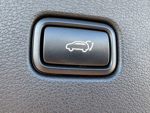 Used 2025 Kia Sportage X-Line w/ Premium Package AWD/4WD image 8