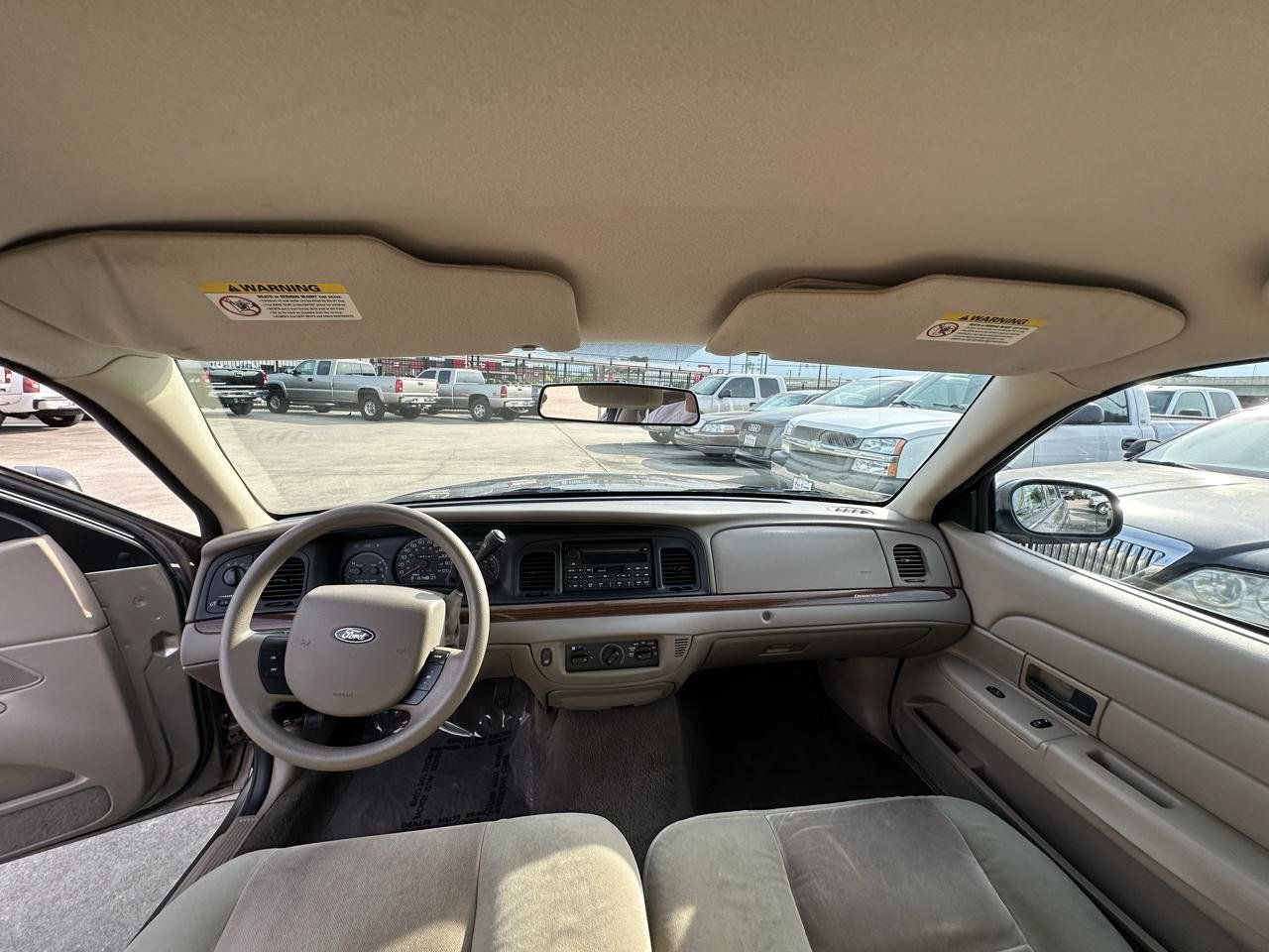 Used 2005 Ford Crown Victoria RWD image 24