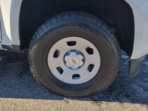 Used 2019 Chevrolet Colorado W/T w/ WT Convenience Package image 9