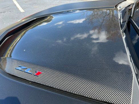 Used 2018 Chevrolet Camaro ZL1 image 23