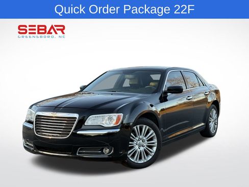 Used 2014 Chrysler 300 AWD w/ Driver Convenience Group image 1