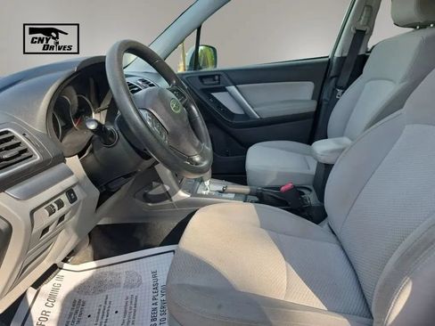 Used 2016 Subaru Forester 2.5i Premium w/ All-Weather Package AWD/4WD image 9