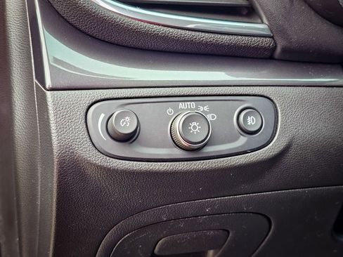 Used 2018 Buick Encore Preferred image 14