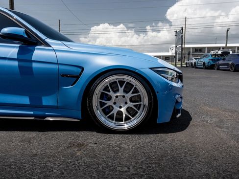 Used 2018 BMW M3 RWD image 12