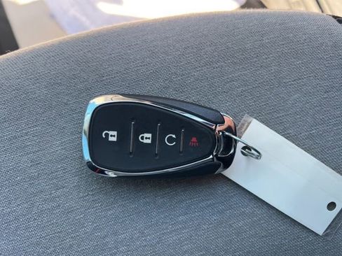 Used 2024 Chevrolet Equinox LS w/ LS Convenience Package image 35