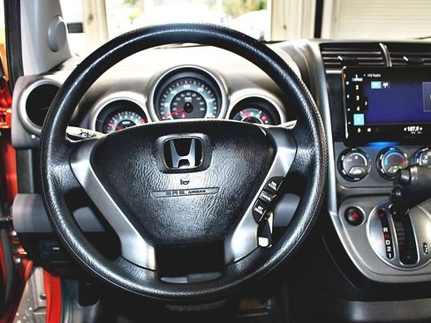 Used 2005 Honda Element EX image 13