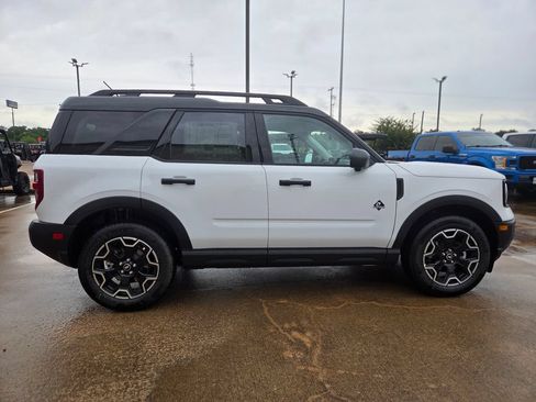 New 2026 Ford Bronco Sport Outer Banks w/ Outer Banks Tech Package+ AWD/4WD image 4