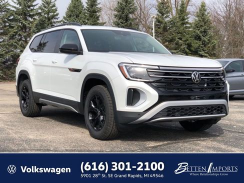 New 2026 Volkswagen Atlas Peak Edition AWD/4WD image 1