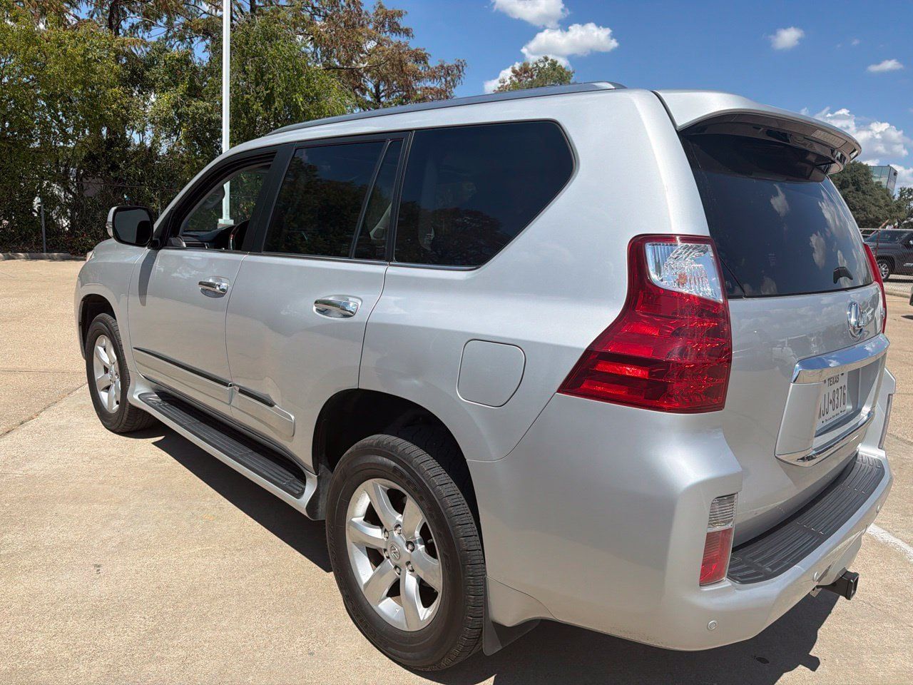 Used 2013 Lexus GX 460 w/ Comfort Plus Pkg AWD/4WD image 6