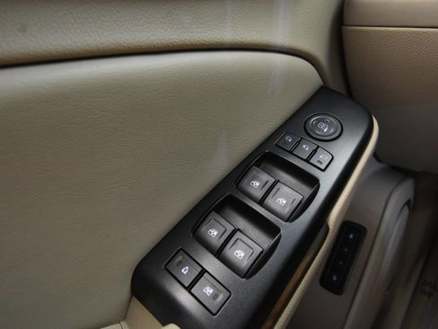 Used 2019 GMC Yukon XL Denali w/ Denali Ultimate Package image 36