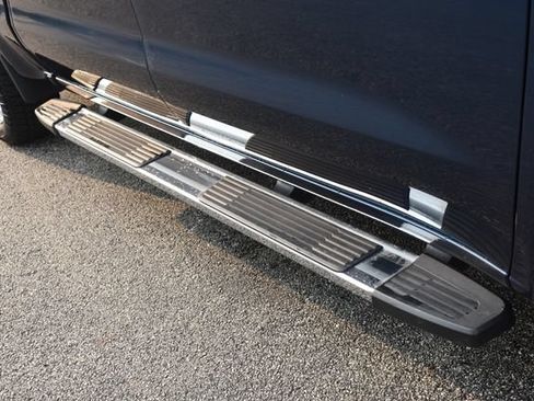 Certified 2022 Chevrolet Silverado 1500 Custom AWD/4WD image 12