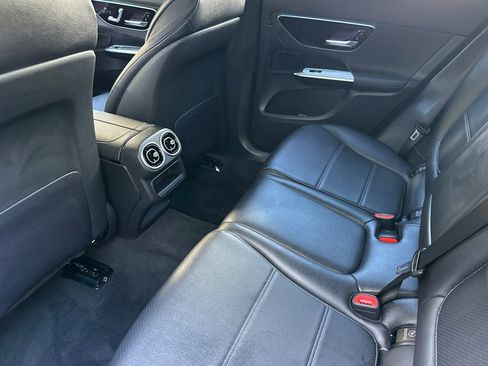 Used 2026 Mercedes-Benz GLC 350e 4MATIC image 27