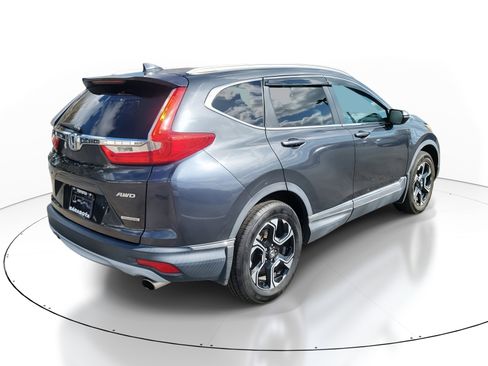 Used 2018 Honda CR-V Touring image 4