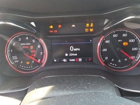 Used 2023 Chevrolet TrailBlazer RS w/ Sun and Liftgate Package AWD/4WD image 5