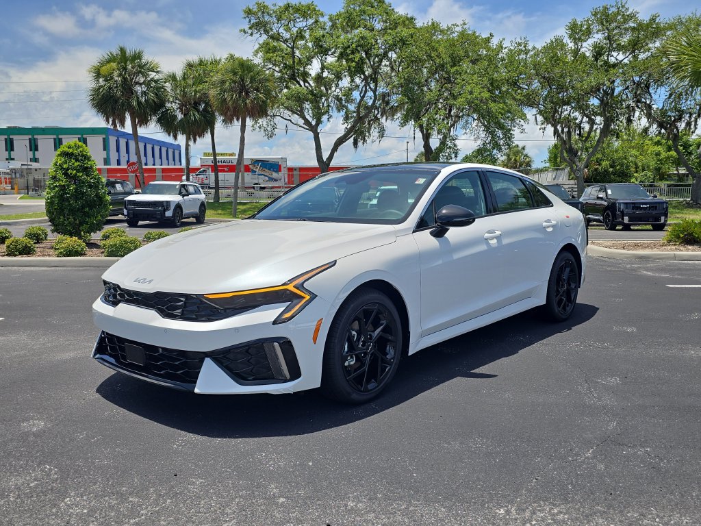 New 2026 Kia K5 GT-Line w/ GT-Line Premium Package FWD image 4