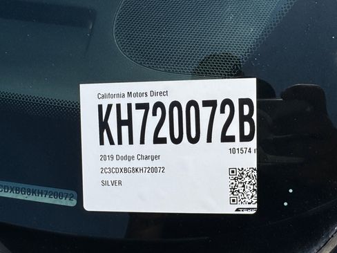 Used 2019 Dodge Charger SXT RWD image 15
