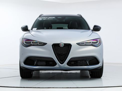 New 2025 Alfa Romeo Stelvio Sprint w/ Veloce Package AWD/4WD image 8