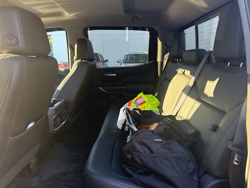 Used 2019 GMC Sierra 1500 SLT image 8