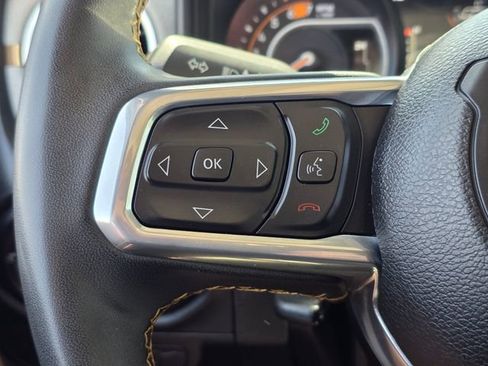 Used 2024 Jeep Wrangler Unlimited Sahara AWD/4WD image 21