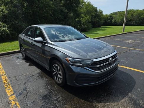 Used 2024 Volkswagen Jetta S FWD image 3